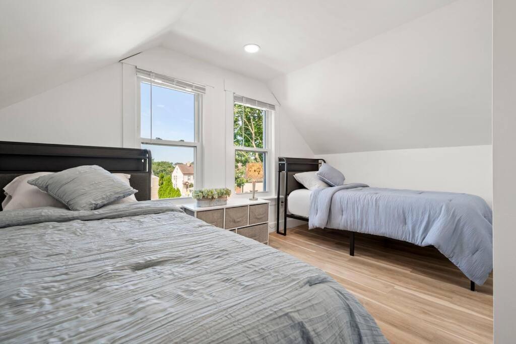 Ferienwohnung 10Guests! Parking 2Nd Floor-Duplex Fair Lawn Exterior foto