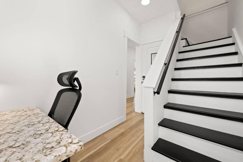 Ferienwohnung 10Guests! Parking 2Nd Floor-Duplex Fair Lawn Exterior foto