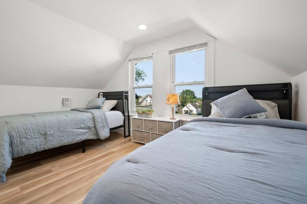 Ferienwohnung 10Guests! Parking 2Nd Floor-Duplex Fair Lawn Exterior foto